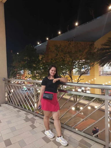 Ladylyn, 33