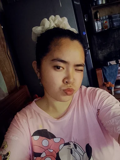 Jenny, 25