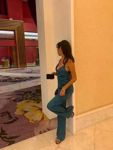 Charilyn, 18
