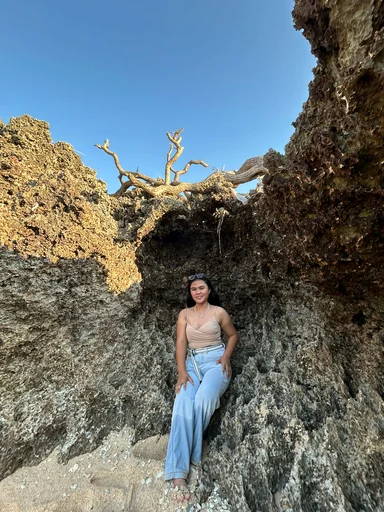 Krystel, 21