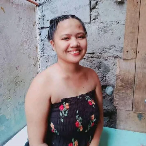 Jenilyn, 32
