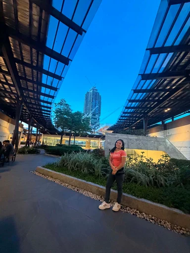 Mary, 18