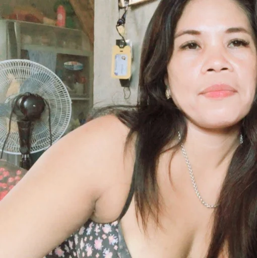 Loren, 45