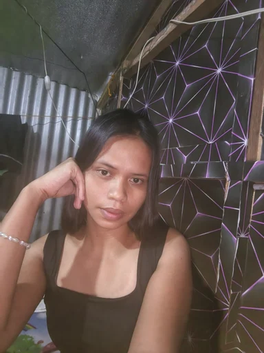 Kimberly, 24