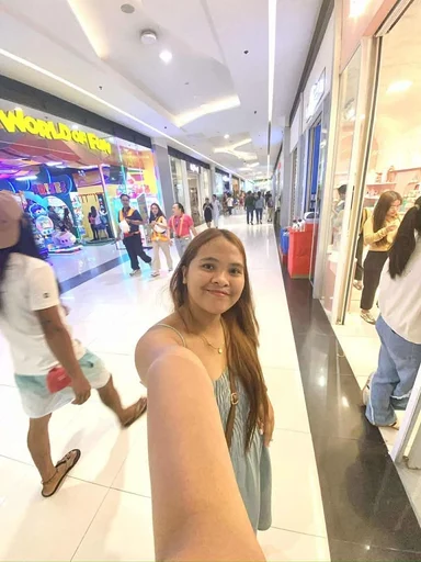 Faye, 32