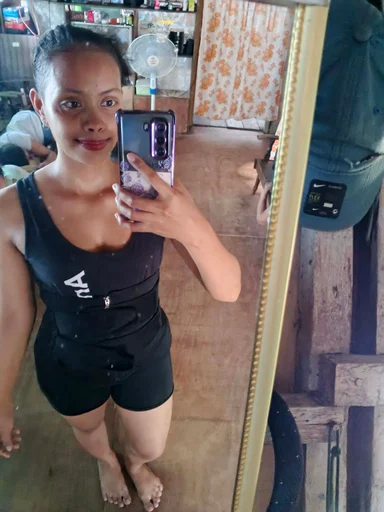 Marienel, 23