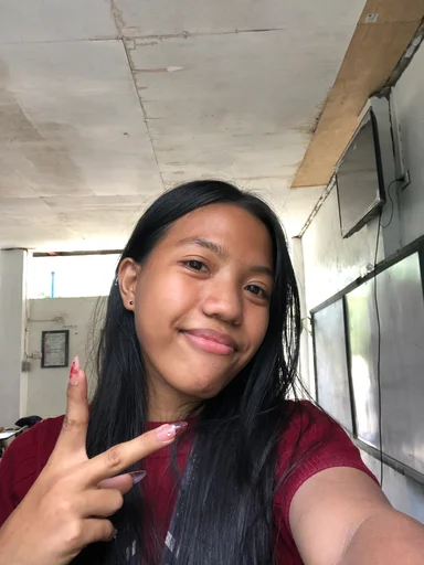 Jhoana Claire, 18