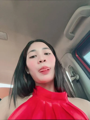 JESSICA, 18