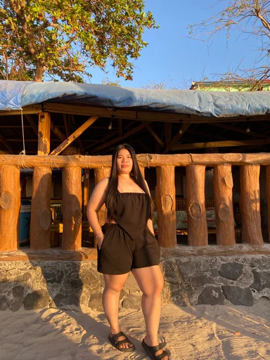 Jackie, 27