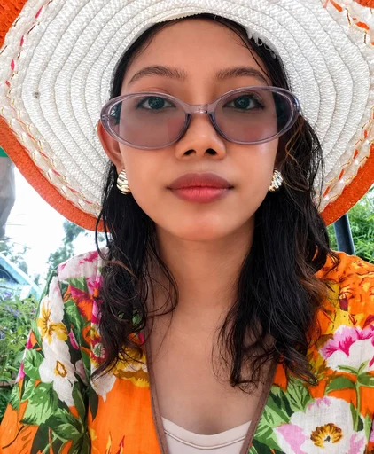 Nicol, 28