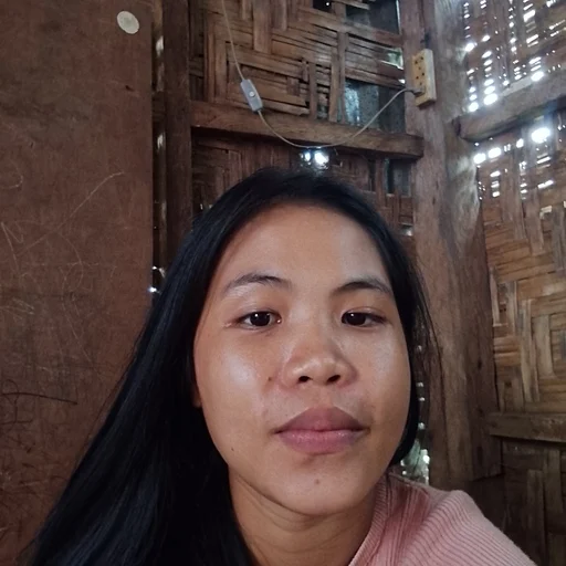 Ivy, 23