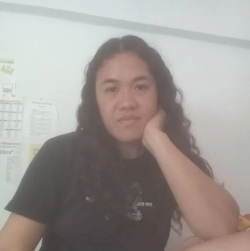 Analyn, 34