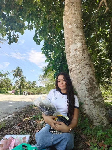 Maricar, 30