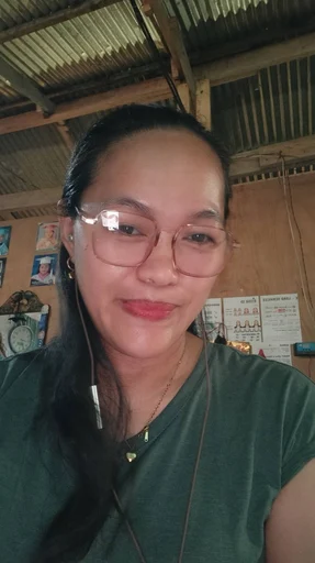 Maribeth, 43