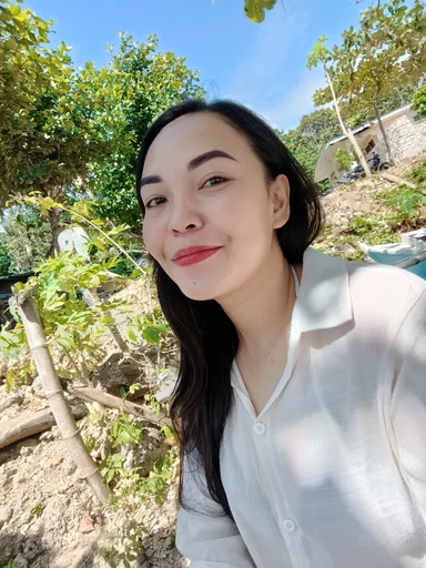Christy, 31