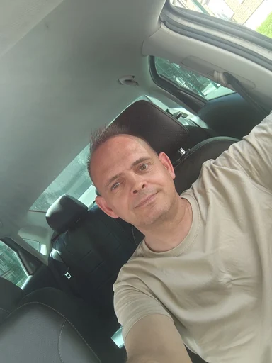 Alex, 48