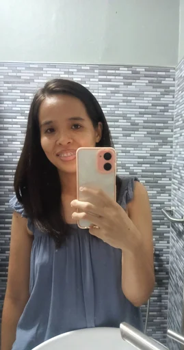 Camille, 31