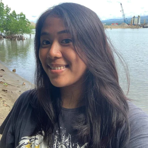 Camille, 26