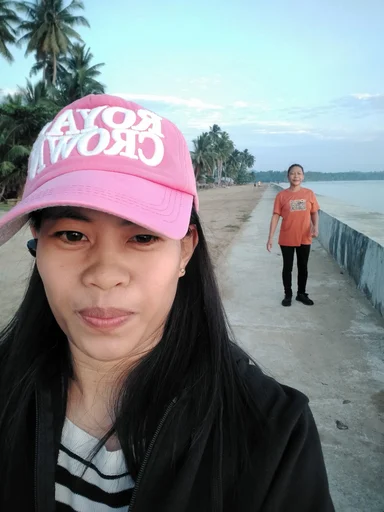 Isabel, 34
