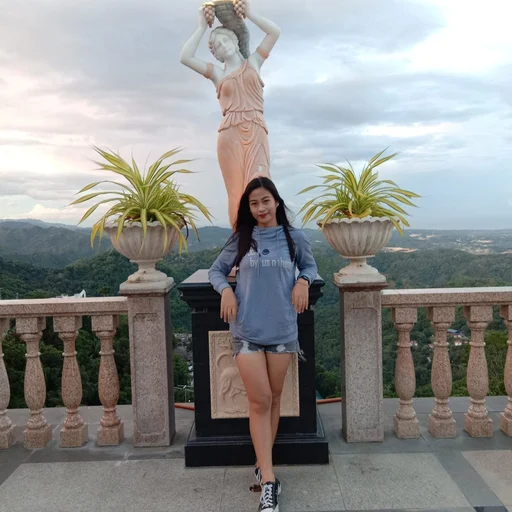 Ann, 30