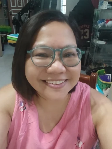 Luisa, 48