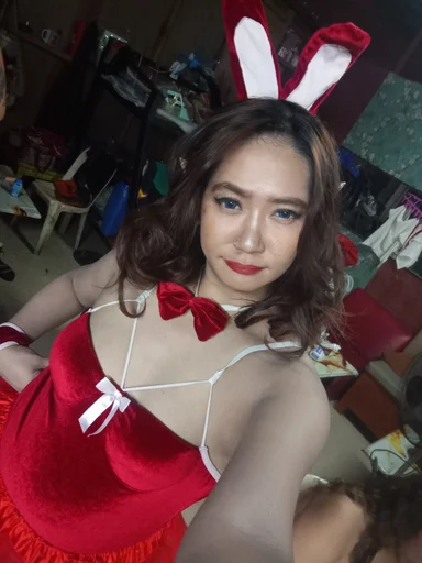 blythe, 37