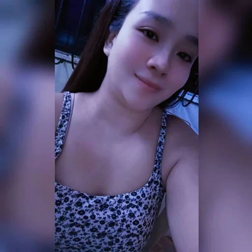 Rovelyn, 33