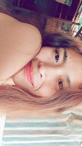 Anne, 23