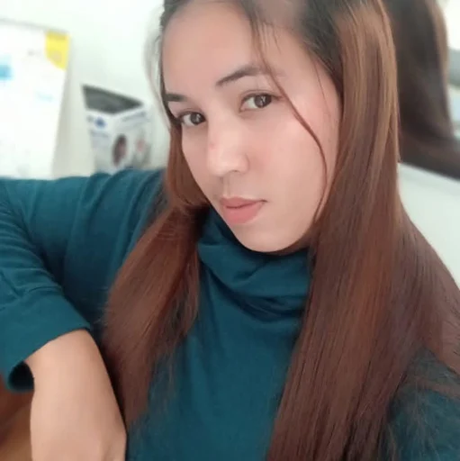 Everly, 28