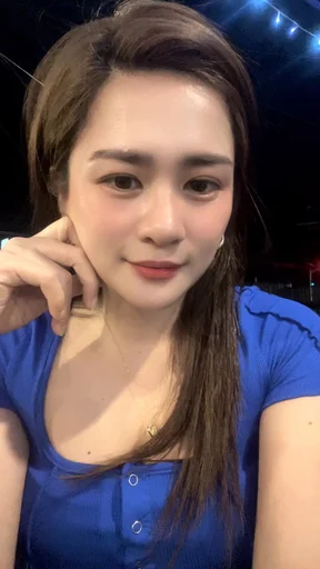 Suzette, 38