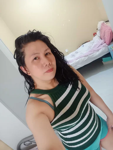 Rowena, 40