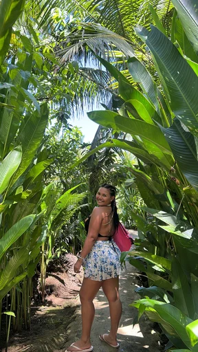Reyna, 30