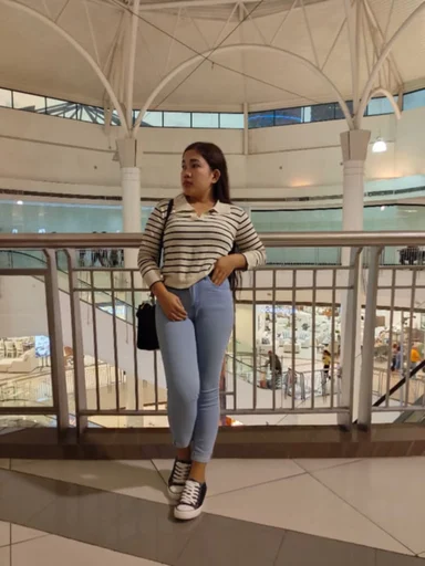 Arlene, 23