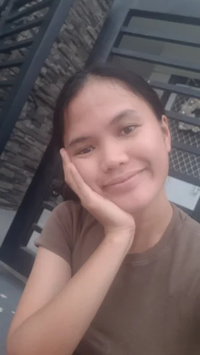 Mae, 24