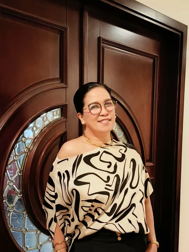 Jasmin, 53