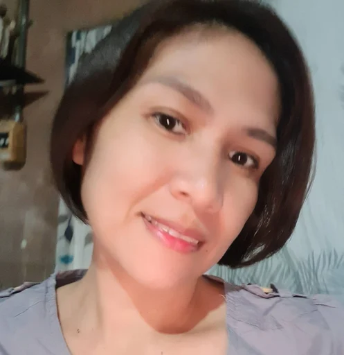 Riza, 40