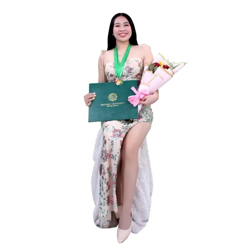 Trisha, 23