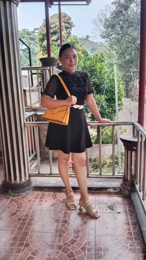 Jane, 33