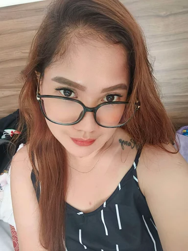 Michelle, 37