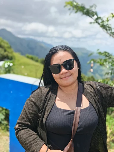 Francie Joy, 24