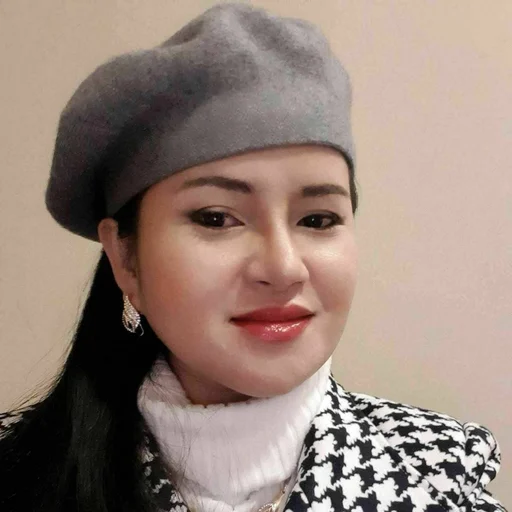 Diana, 39