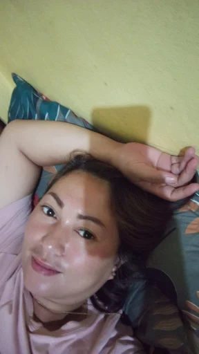 JOVELYN PEREZ, 35