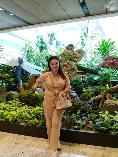 Manilyn, 31
