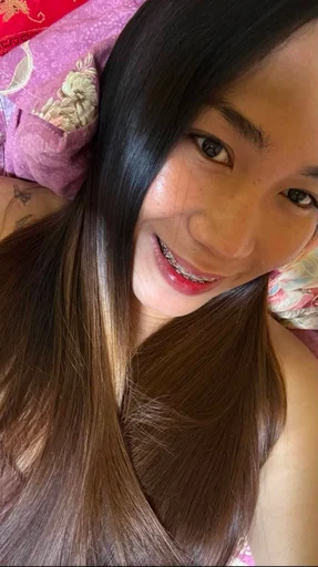 Lexy, 23