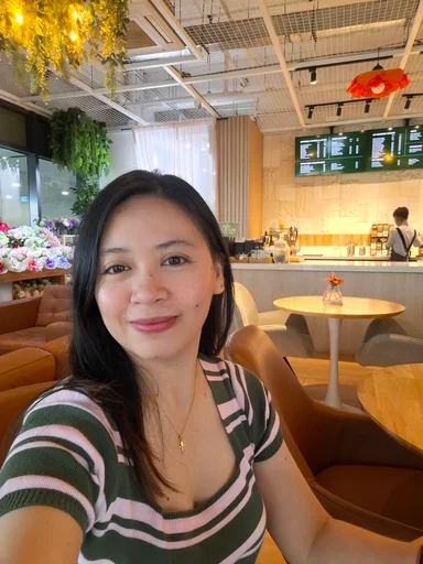 Rachel, 38
