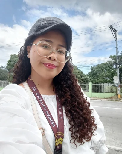 Rose, 23