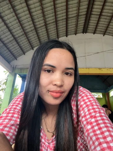 Annelyn, 25
