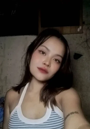 Rowenalyn, 23