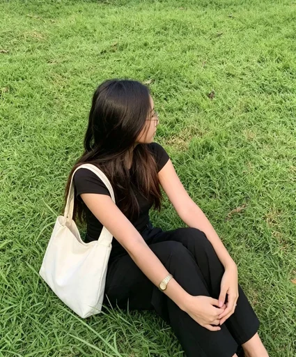 Sophie, 20