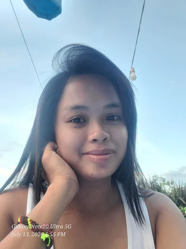 Rowena, 26